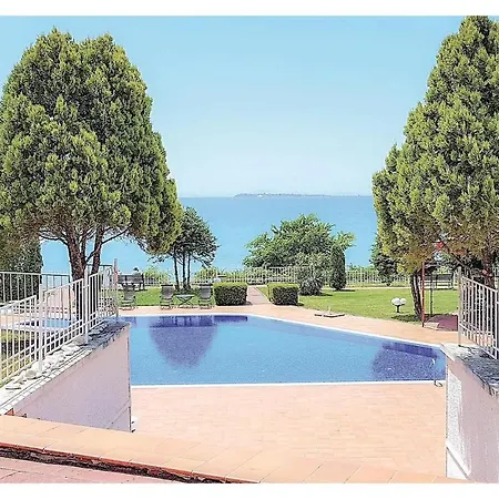 Two-bedroom In * سفيتي فلاس
