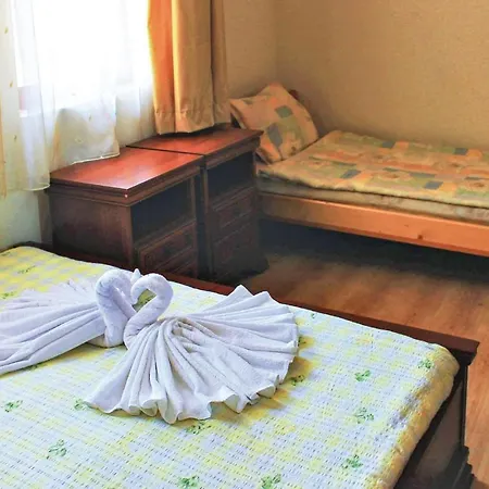 Two-bedroom In شقة *